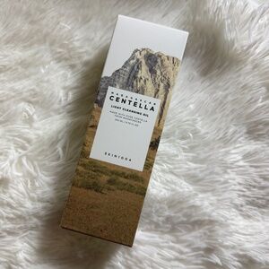 SKIN1004 Madagascar Centella Light Cleansing Oil 200ML